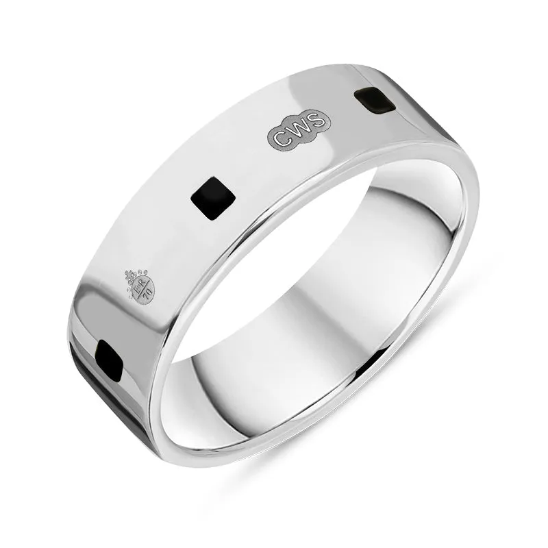9ct White Gold Whitby Jet Queen's Jubilee Hallmark Princess Cut 6mm Ring D