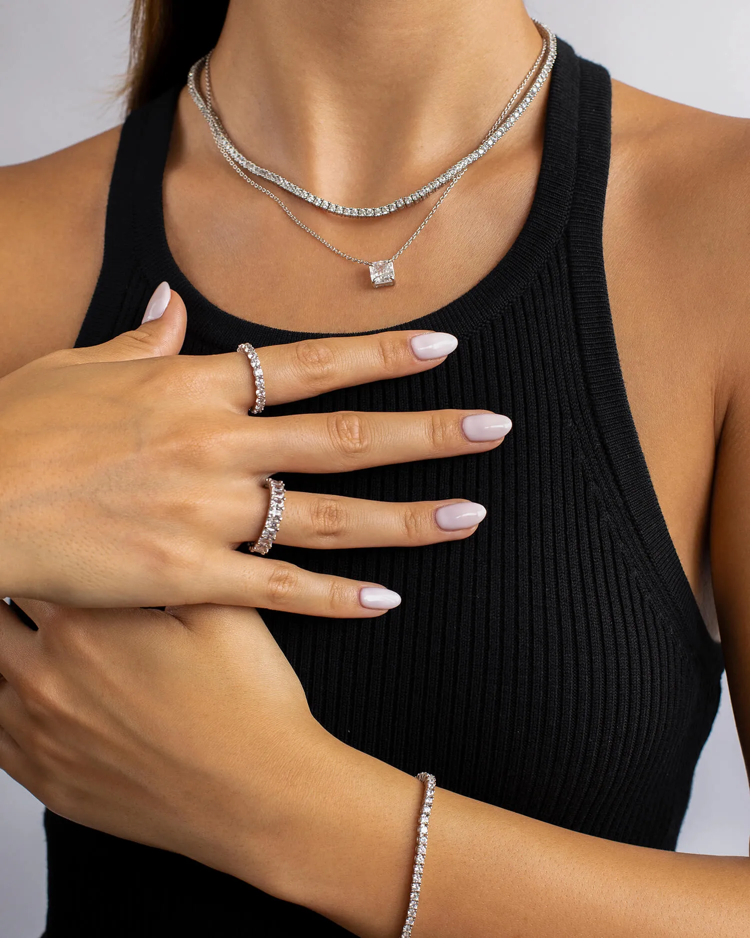 Aire Necklace