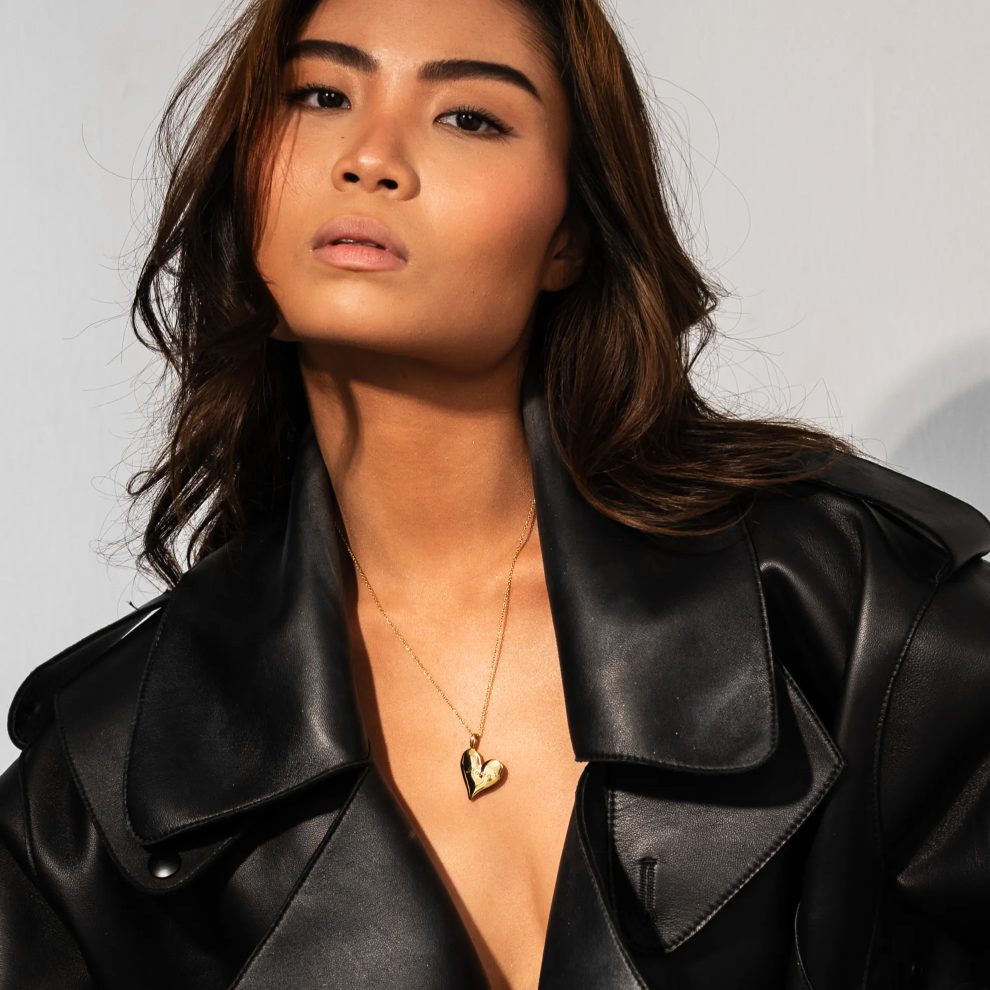 Amore Pendant Necklace in Gold