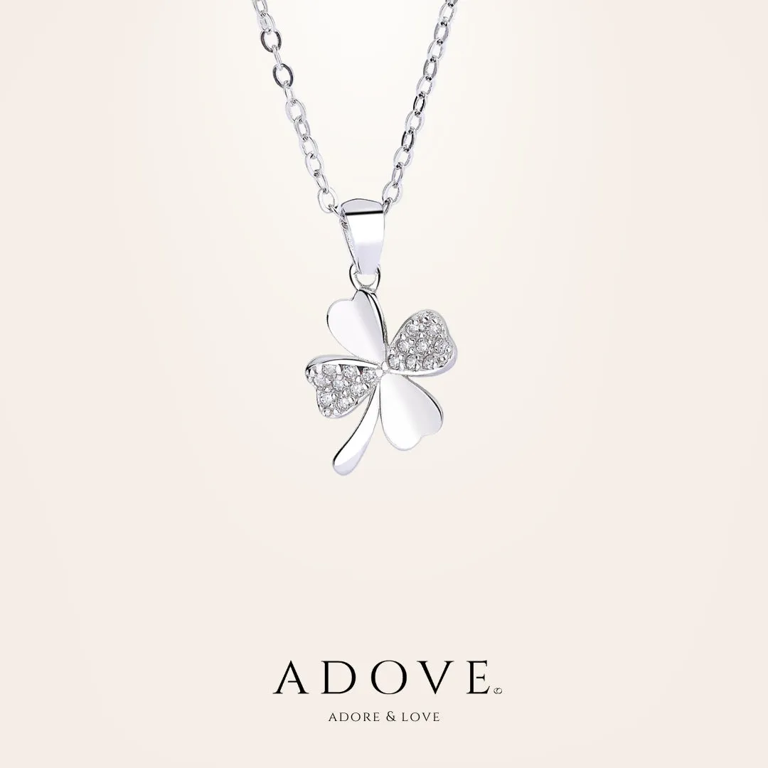 Clover Necklace