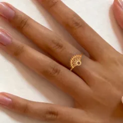 Elegant Floral Gold Ring