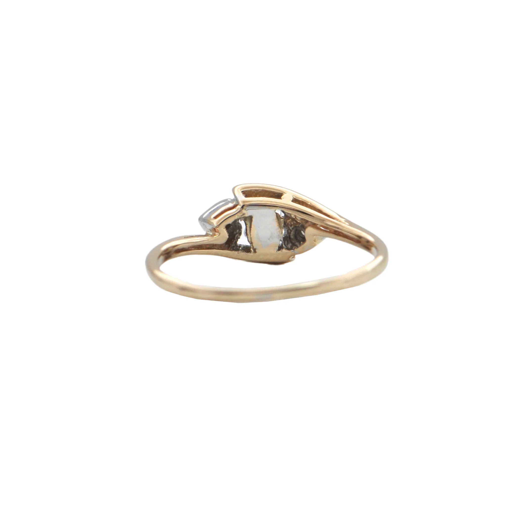 Estate Diamond 14K Gold Trilogy Ring