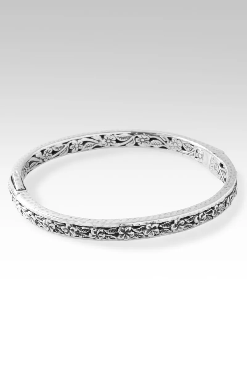 Everblooming Inspiration Bangle? in Frangipani