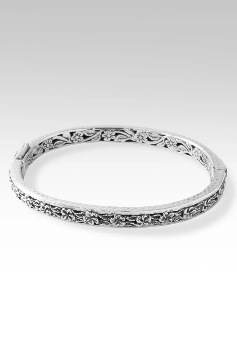 Everblooming Inspiration Bangle? in Frangipani