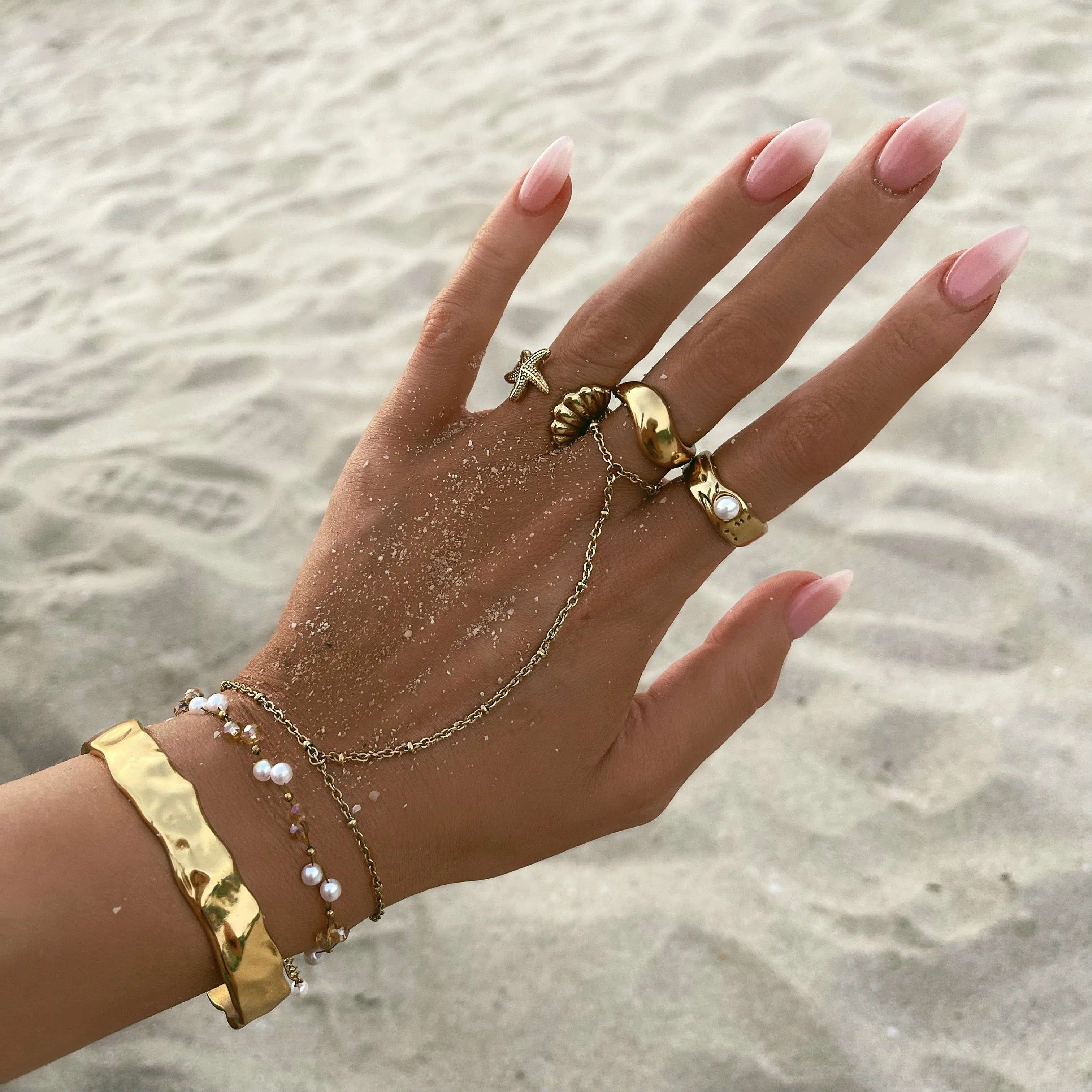 Gardenia Pearl Bracelet