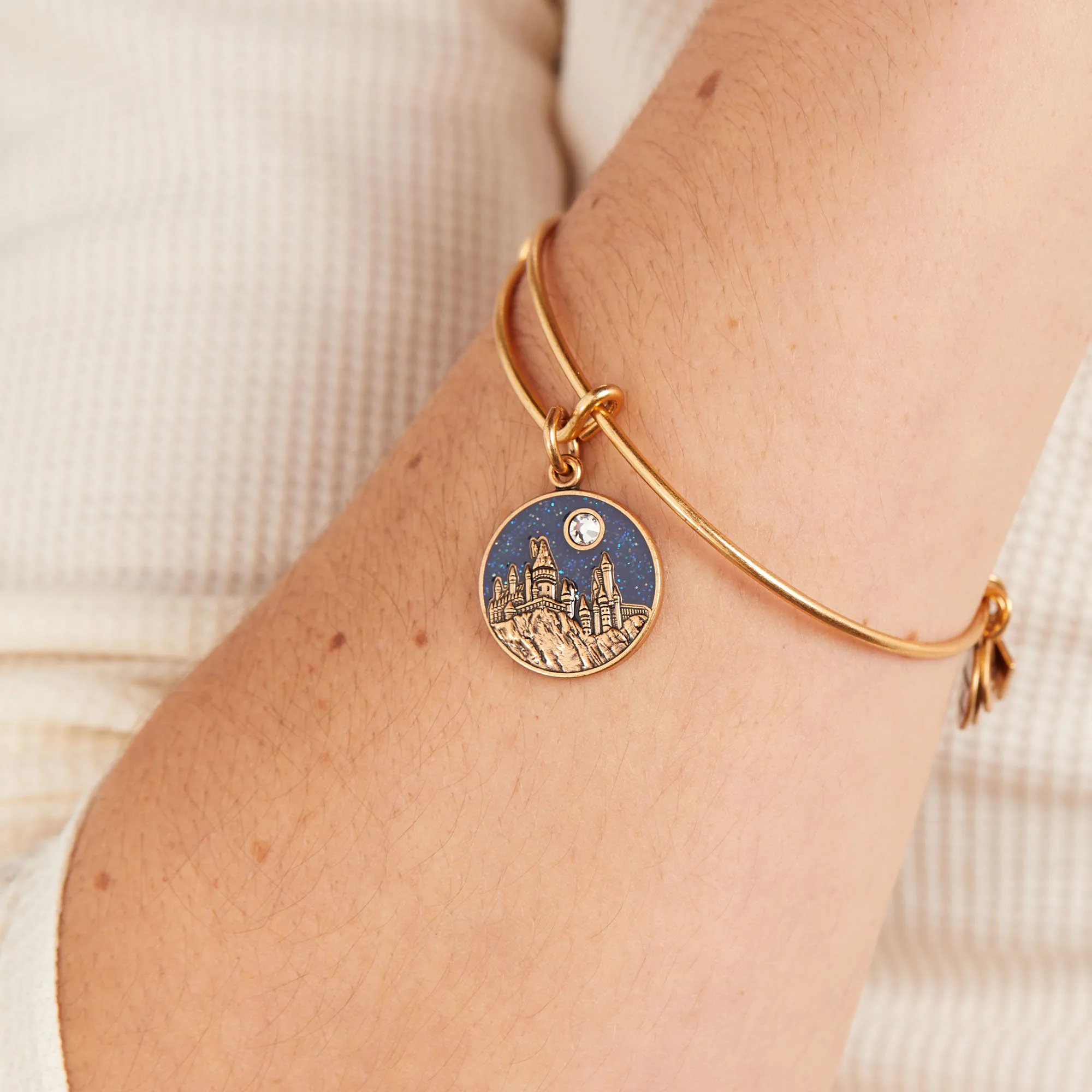 Harry Potter? Hogwarts? Castle Charm Bangle