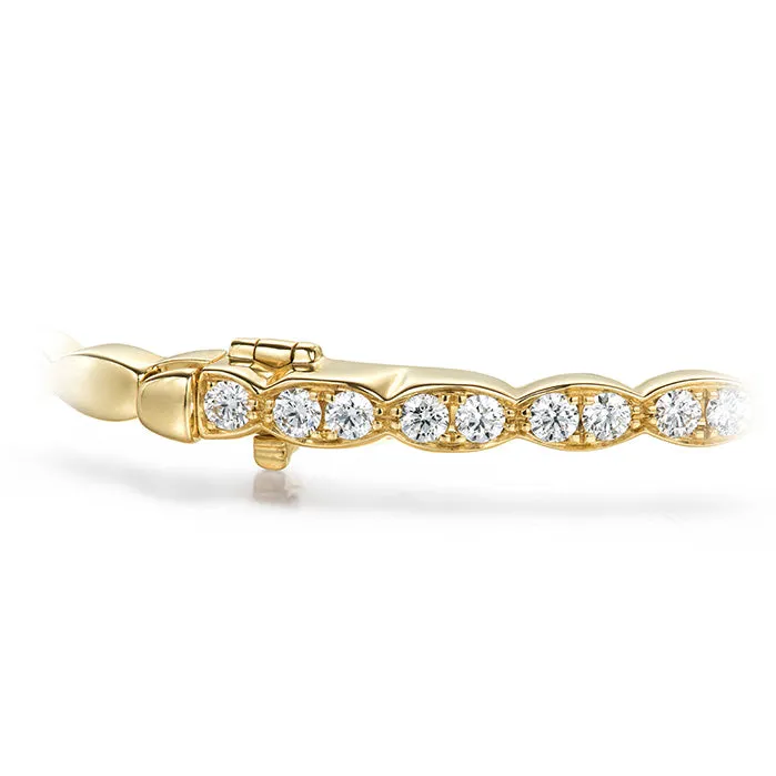 Hearts On Fire Lorelei Floral Diamond Bangle