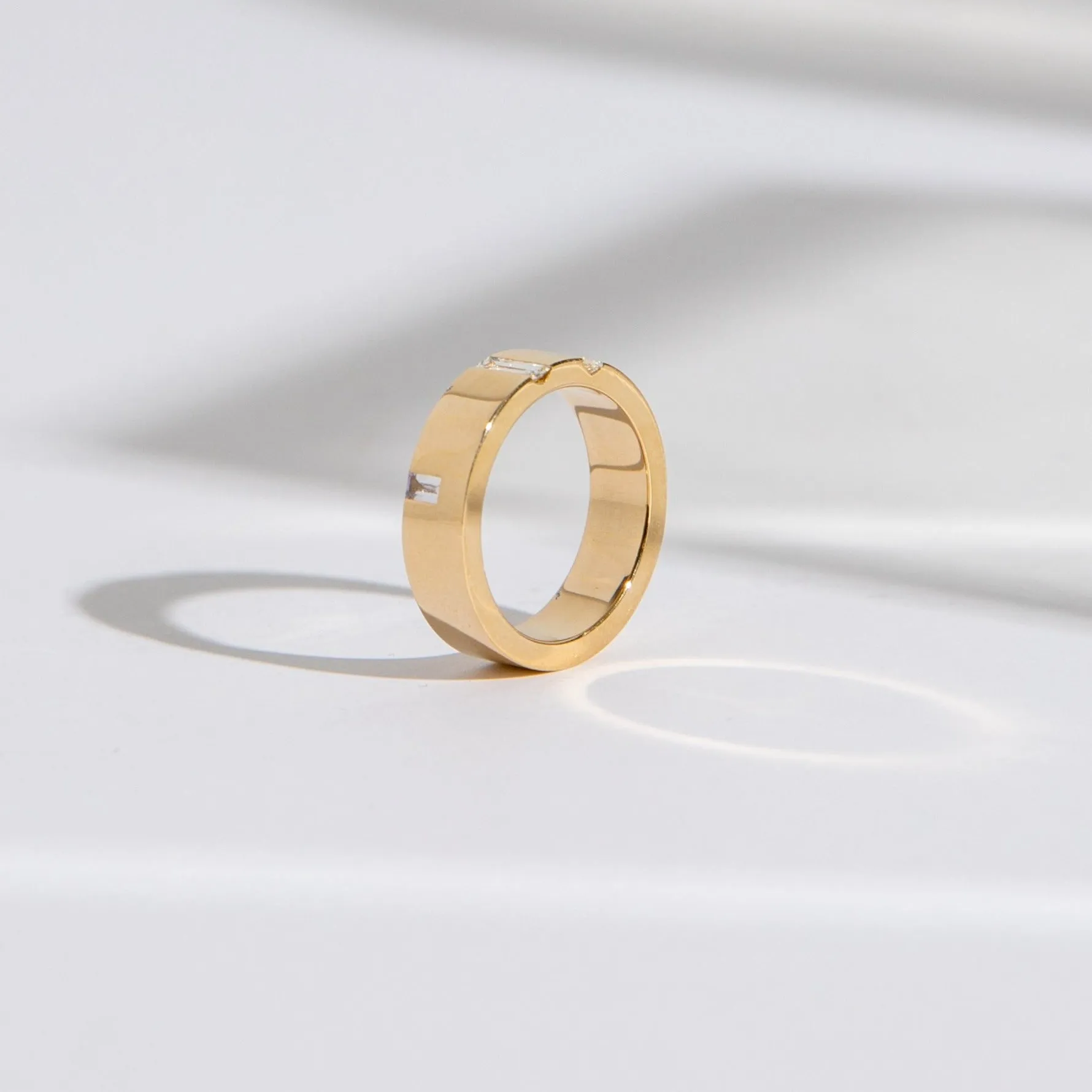 Irdi Ring in Gold