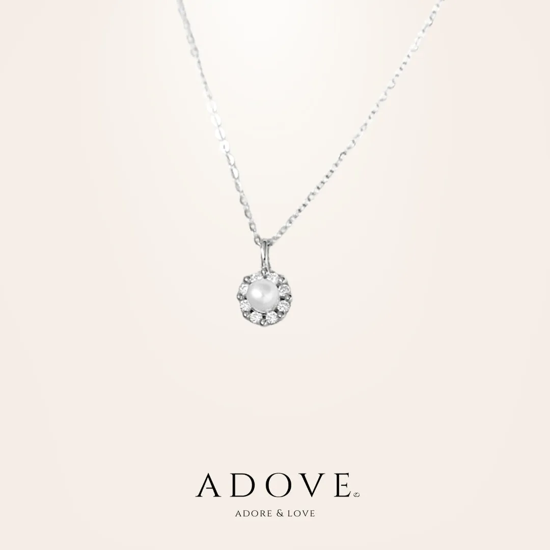 Mette Necklace