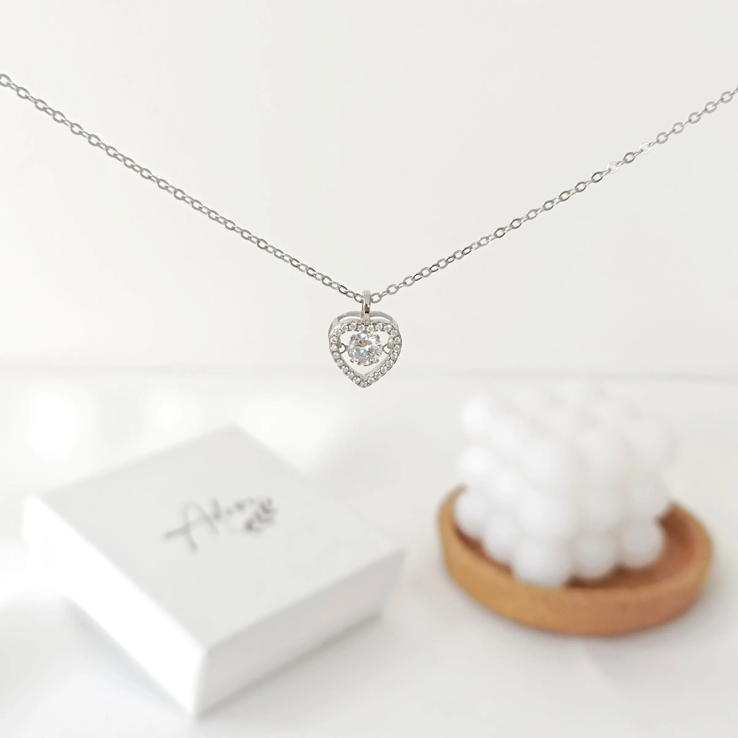 Mila Heart Beating Necklace