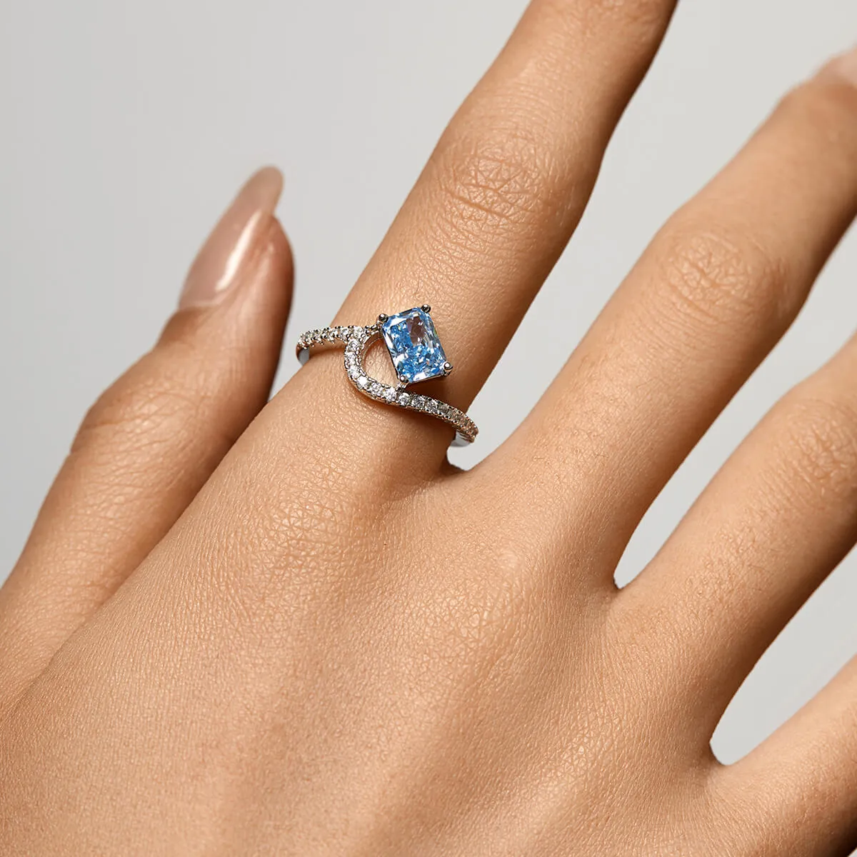 Pav Vagues Ring