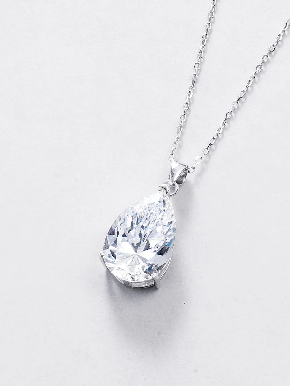 Pear-cut Pendant Necklace