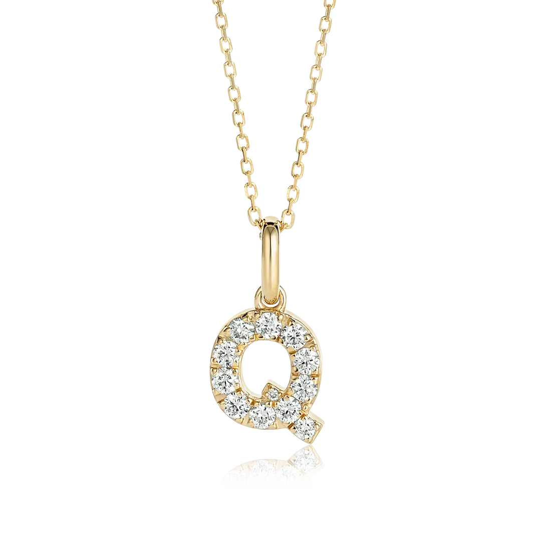 Q Letter Pendant Yellow Gold