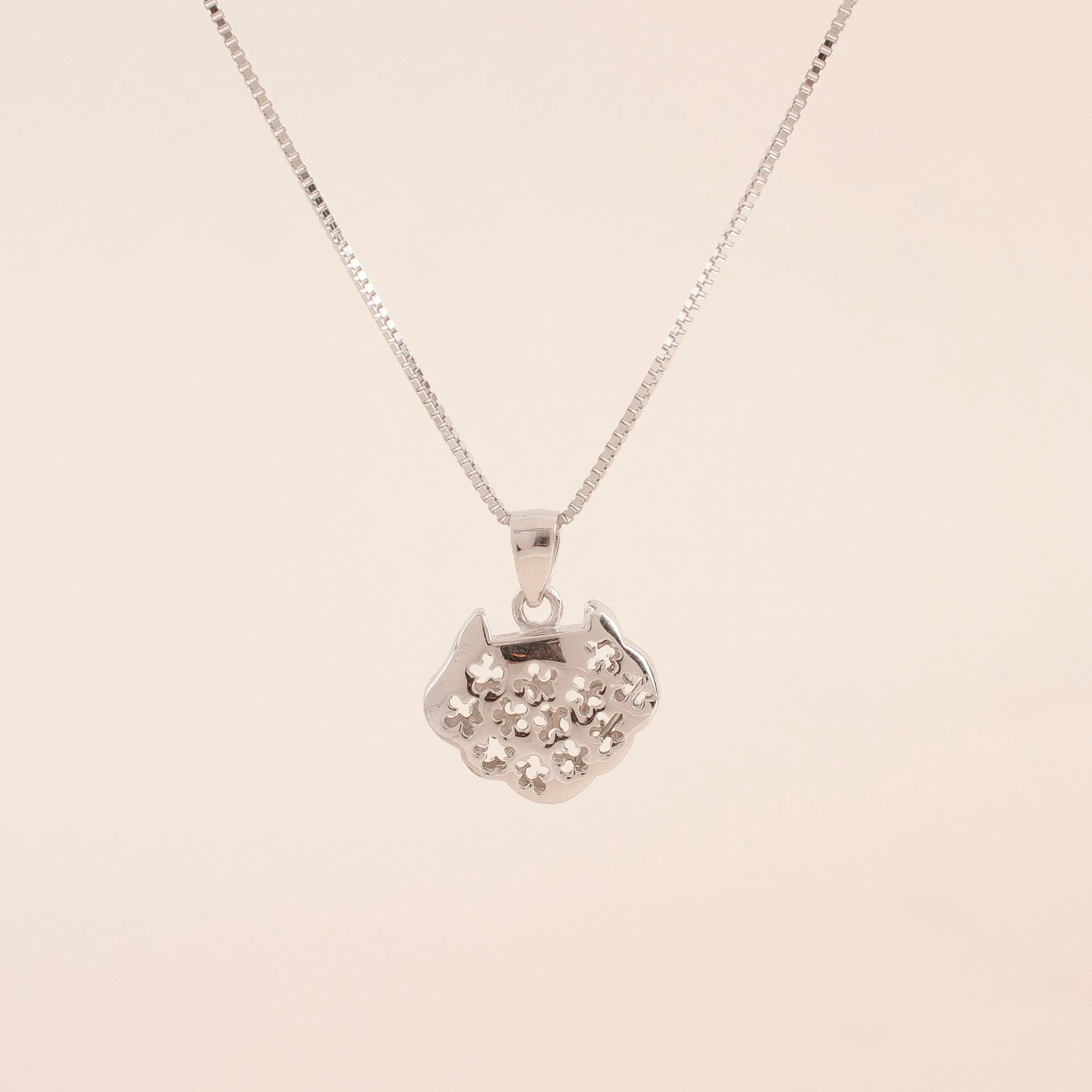 Ru Yi??Chinese Lock Necklace