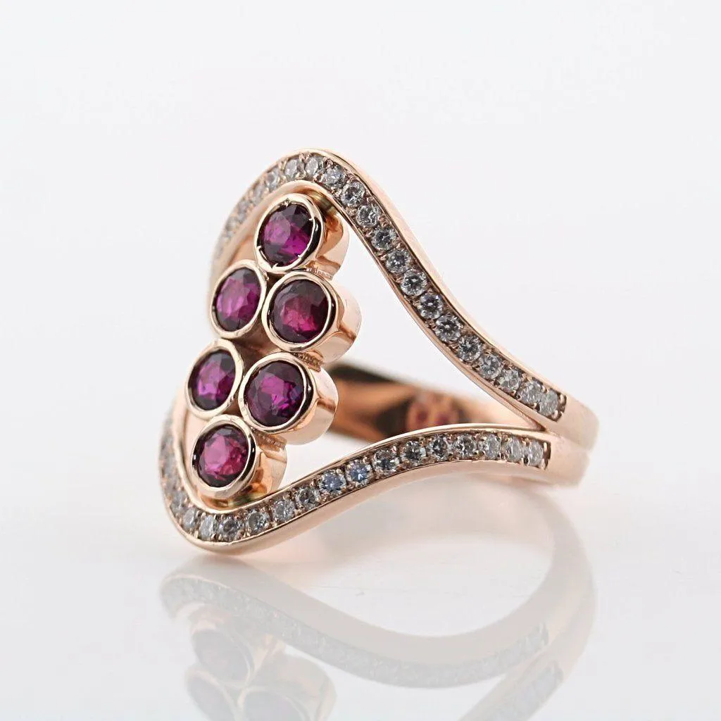 Ruby and Diamond  Ring 18K Yellow Gold