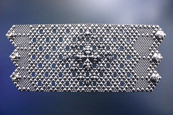 SG Liquid Metal LEB 3702 ?C Antique Silver Finish Bracelet by Sergio Gutierrez