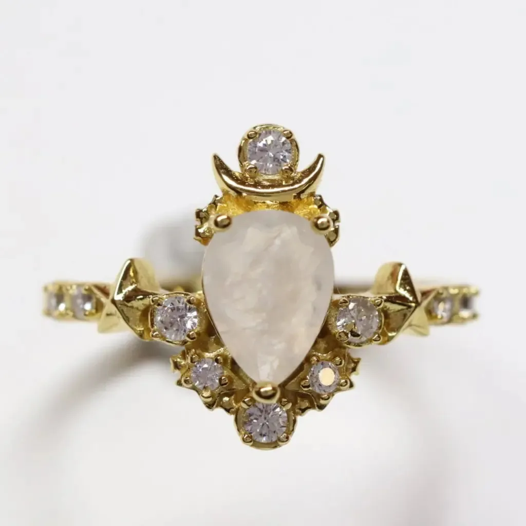Tabby Ring