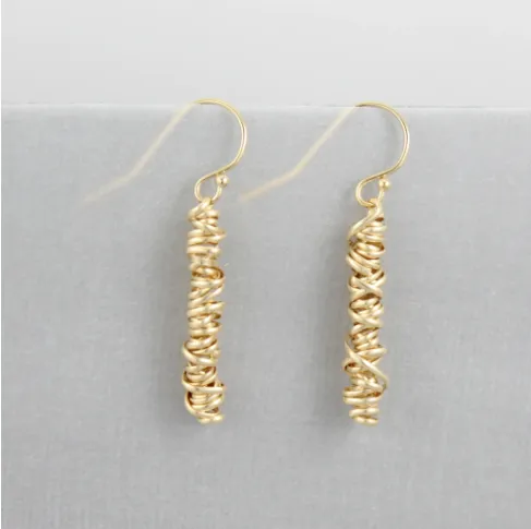 Twist Earring - Small - Solid Core