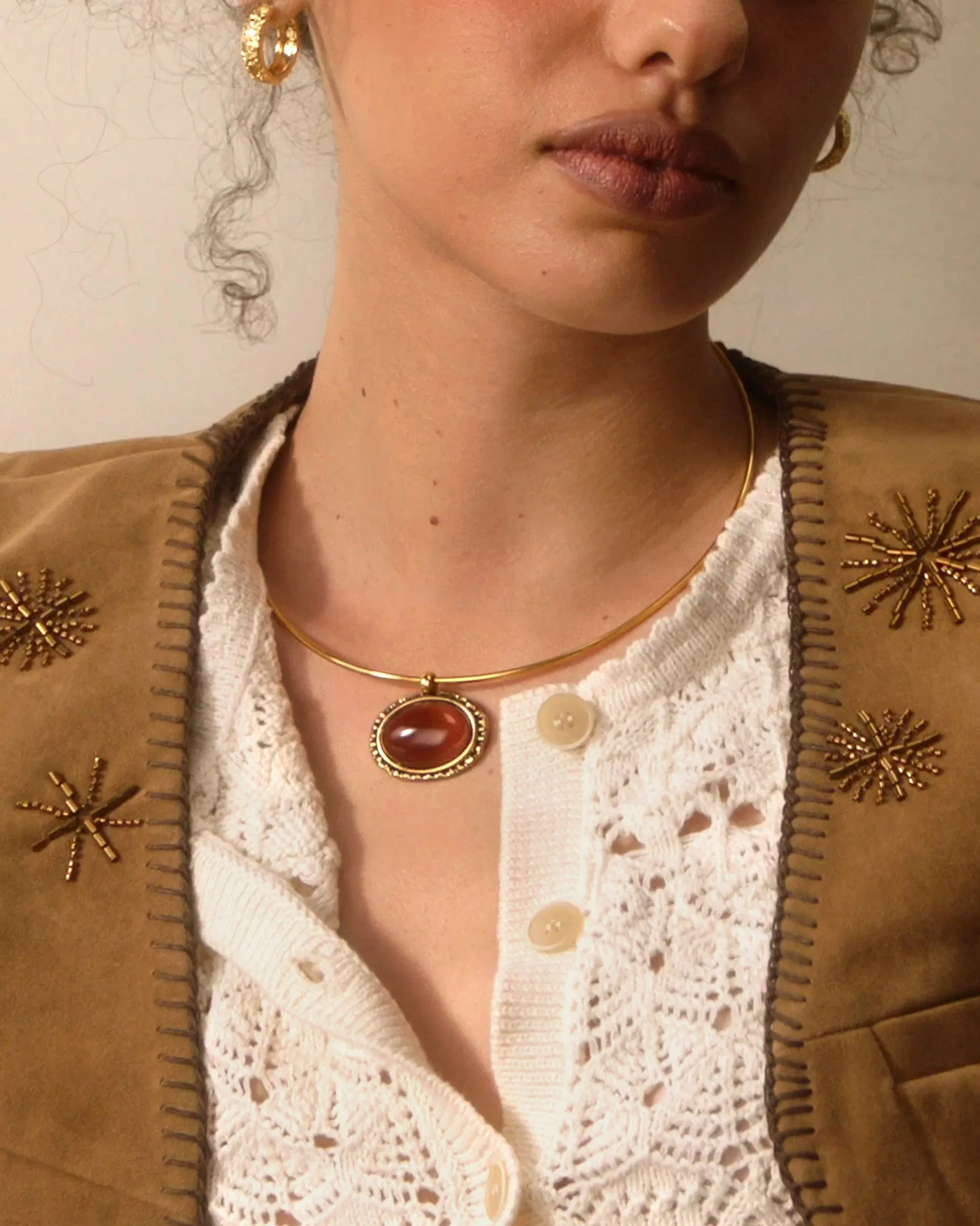 Venus Collar Necklace in Gold
