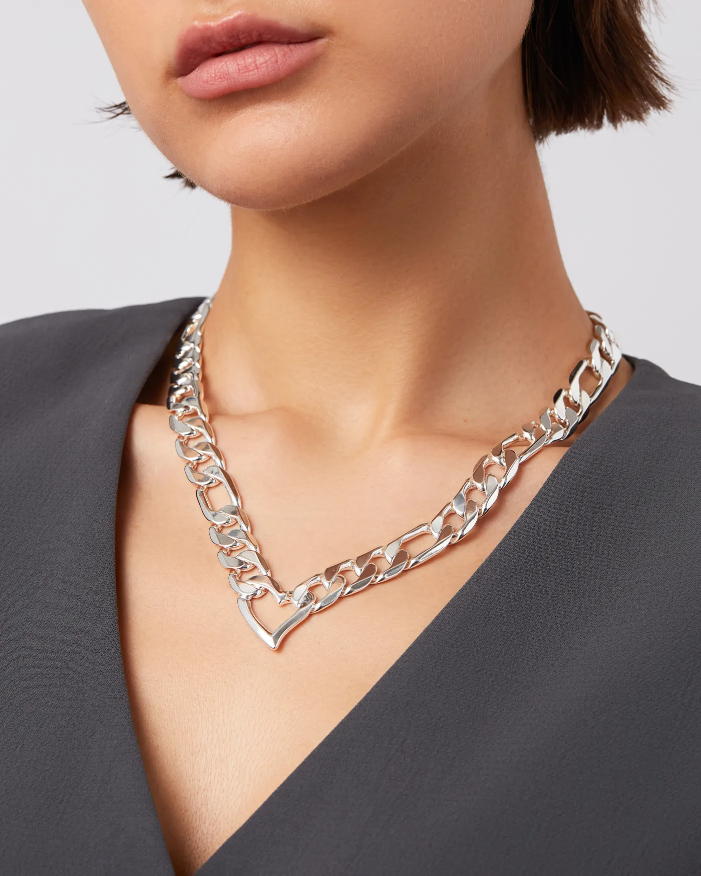 Vera Chain Necklace